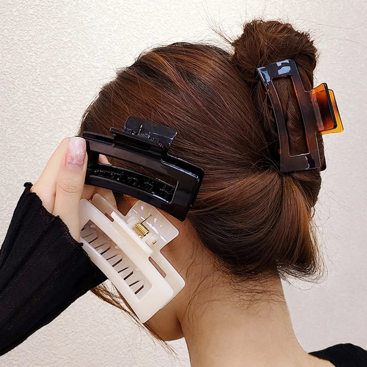 Large Hair Claw Clips Banana Hair Clips for Thick Hair Acrylic Banana Claw Clips Non-Slip Hair Clip Rectangular Jaw Clips Big Hair Clips 4.1" 4 Pack